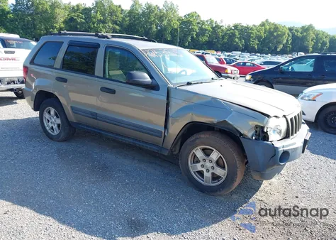 2005 Jeep Grand Cherokee Laredo z USA, uszkodzony, nr VIN 1J8HR48N65C625775